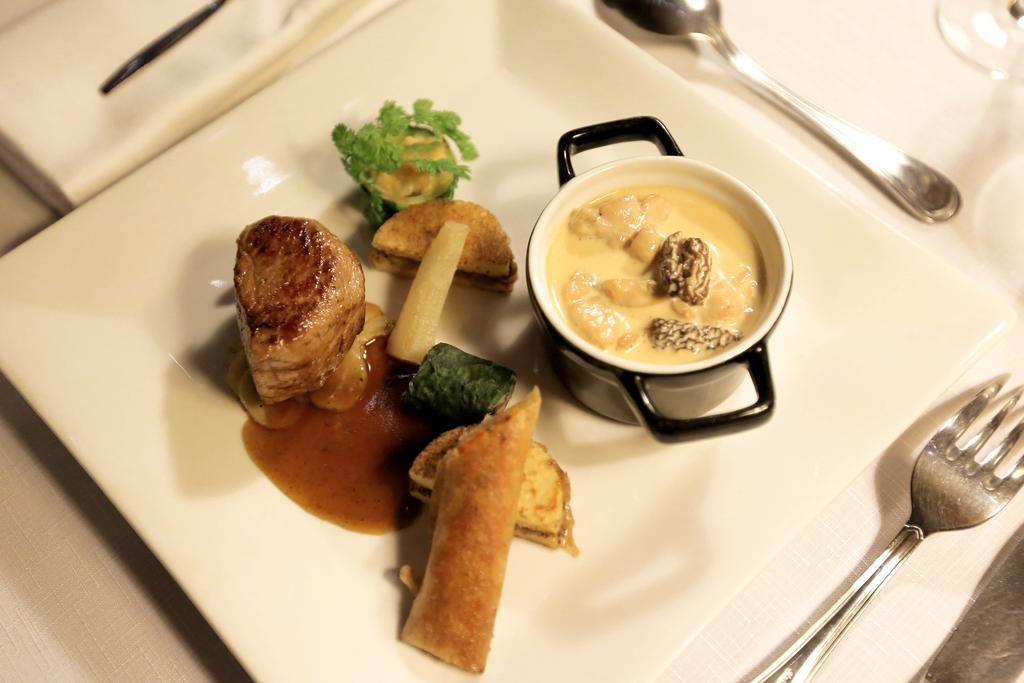Hotel Auberge La Pomme De Pin Senonches Pokój zdjęcie