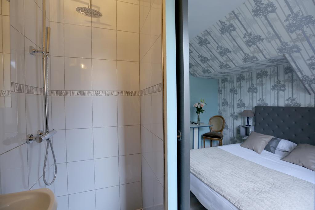 Hotel Auberge La Pomme De Pin Senonches Pokój zdjęcie