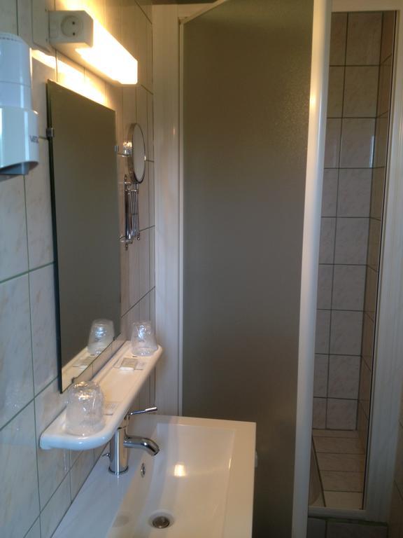 Hotel Auberge La Pomme De Pin Senonches Zewnętrze zdjęcie