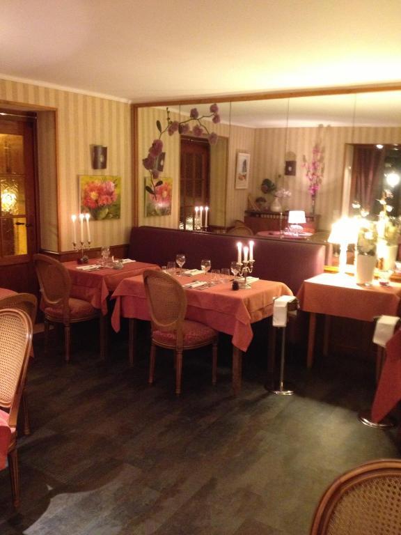 Hotel Auberge La Pomme De Pin Senonches Zewnętrze zdjęcie